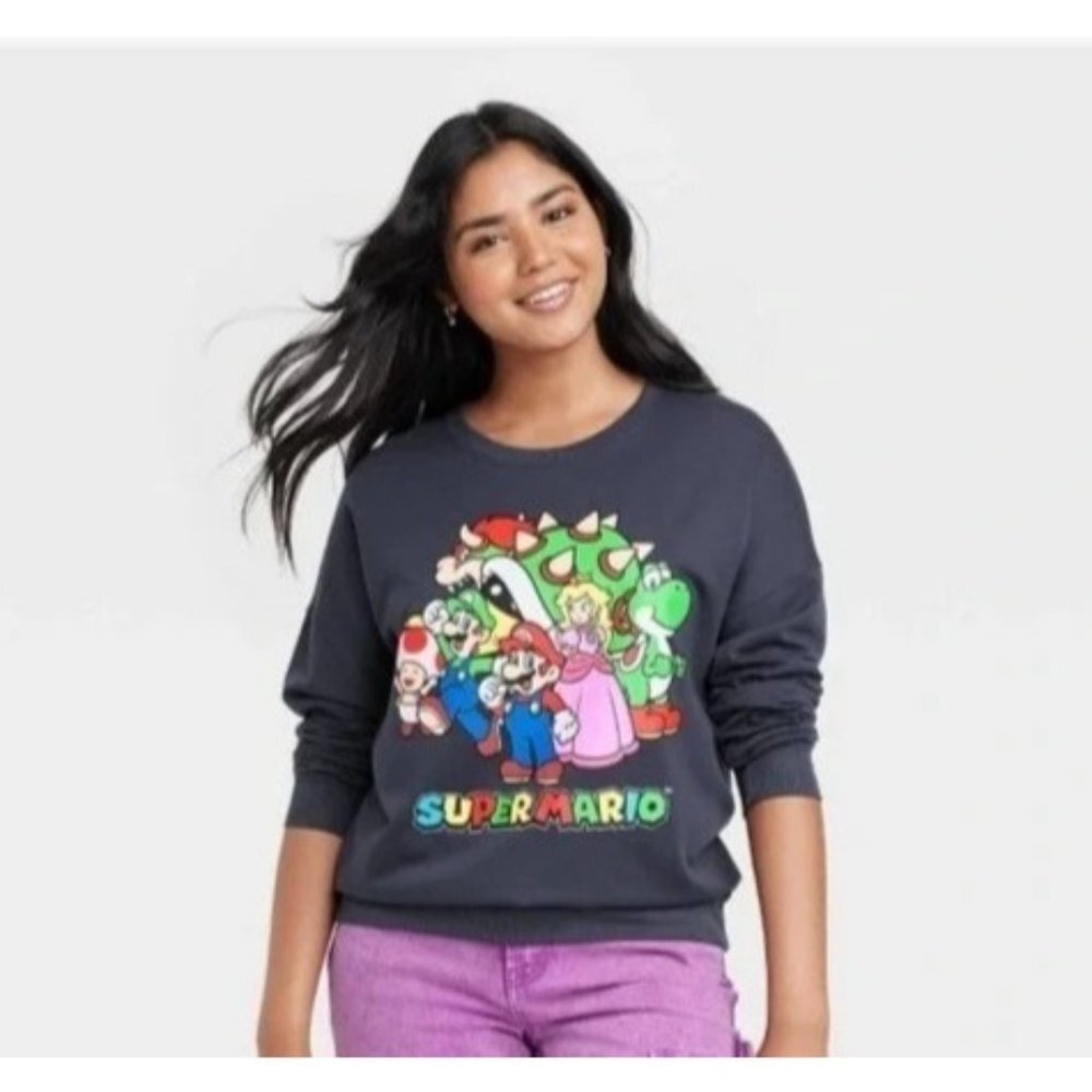 Super Mario Graphic Sweatshirt Women Size XS Crewneck Navy‎ Blue